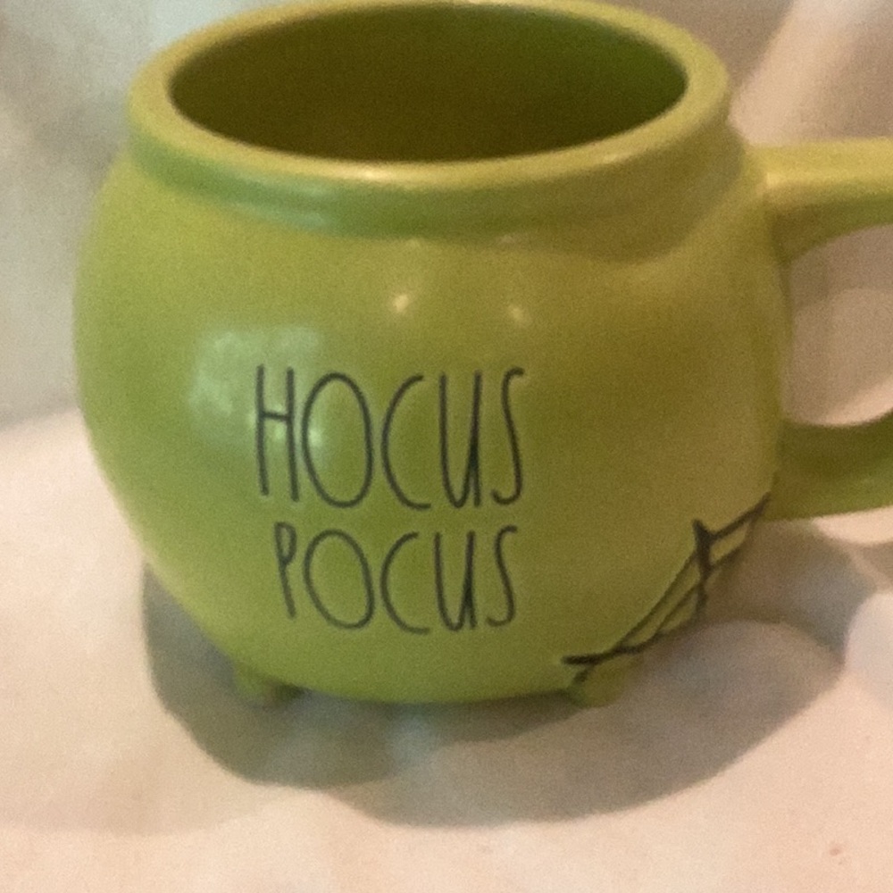 Rae Dunn HOCUS POCUS Halloween Cauldron mug